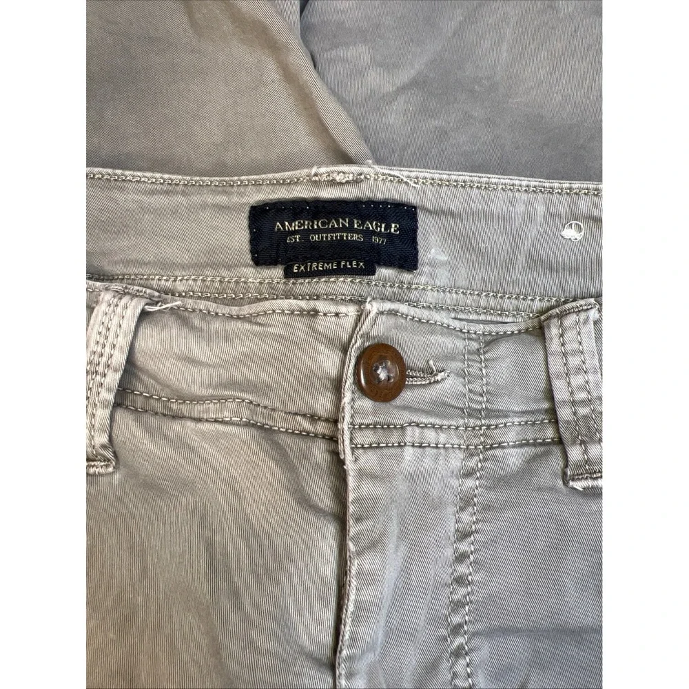 American Eagle Extreme Flex Cargo Shorts 32 Stone Gray Longboard Skater Y2K Fit